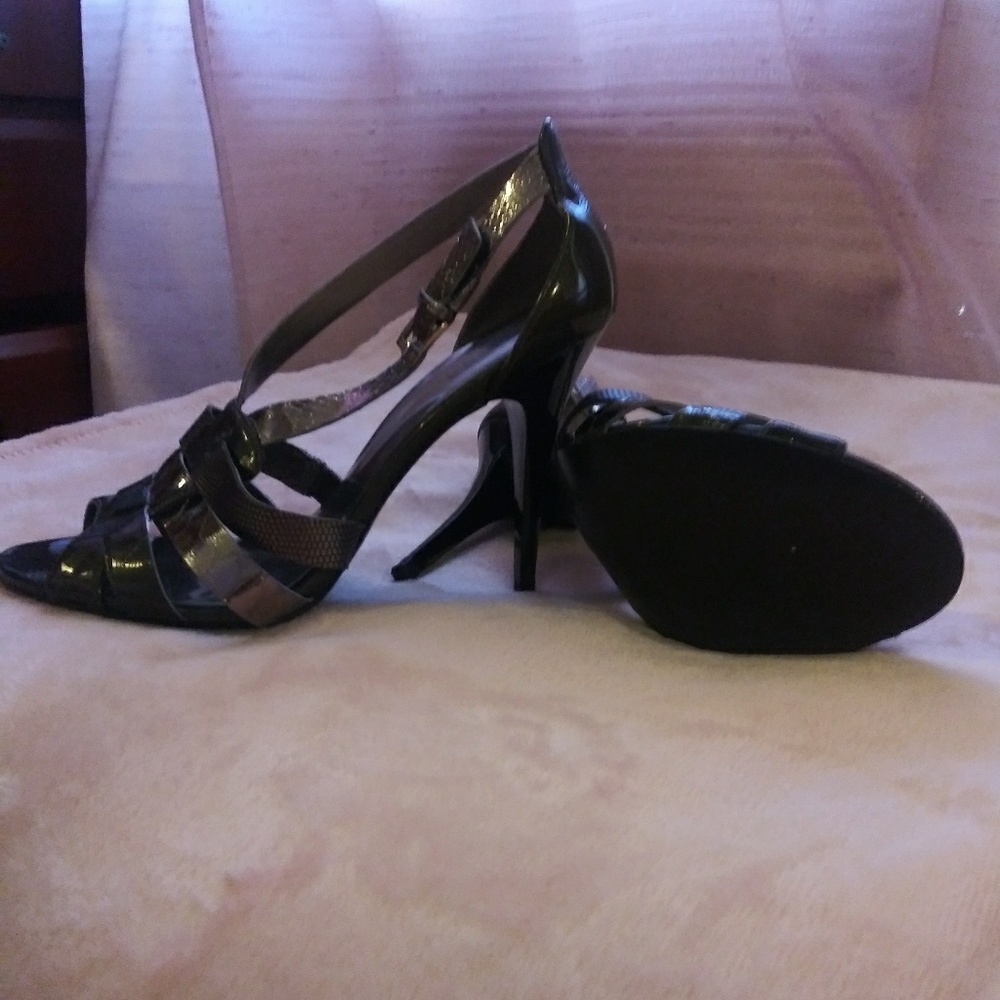 Shoes - Picture 3 of 3